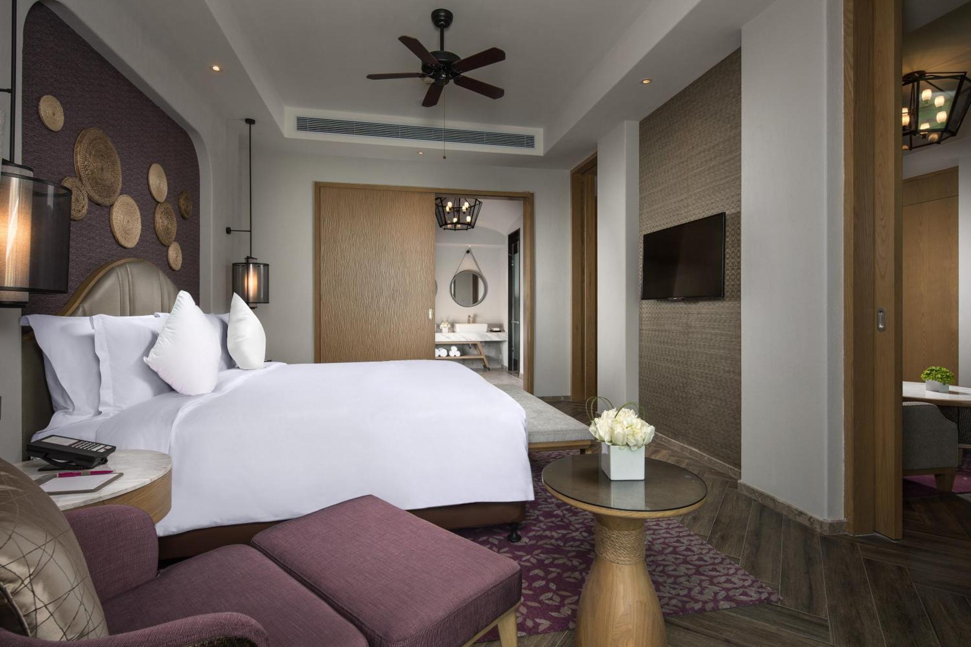 Hotel Crowne Plaza Qingdaoorientalmoviemetropolis By Ihg Zewnętrze zdjęcie