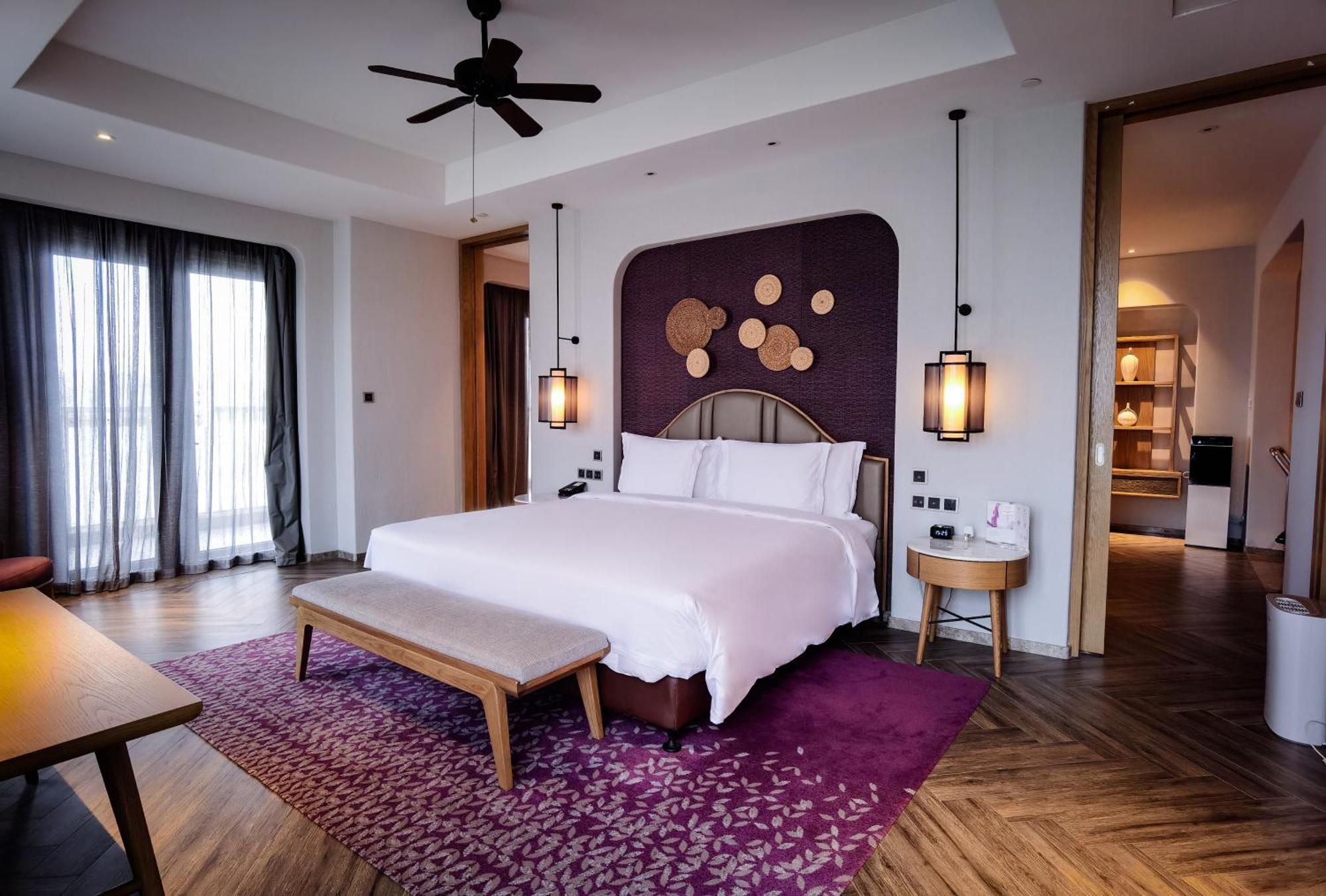 Hotel Crowne Plaza Qingdaoorientalmoviemetropolis By Ihg Zewnętrze zdjęcie