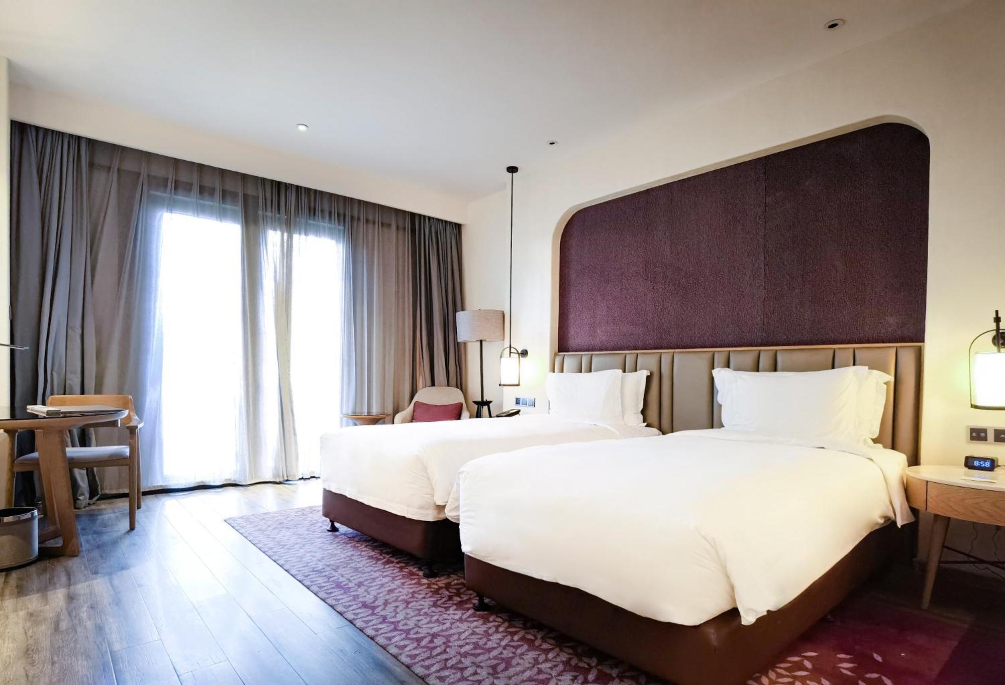 Hotel Crowne Plaza Qingdaoorientalmoviemetropolis By Ihg Zewnętrze zdjęcie