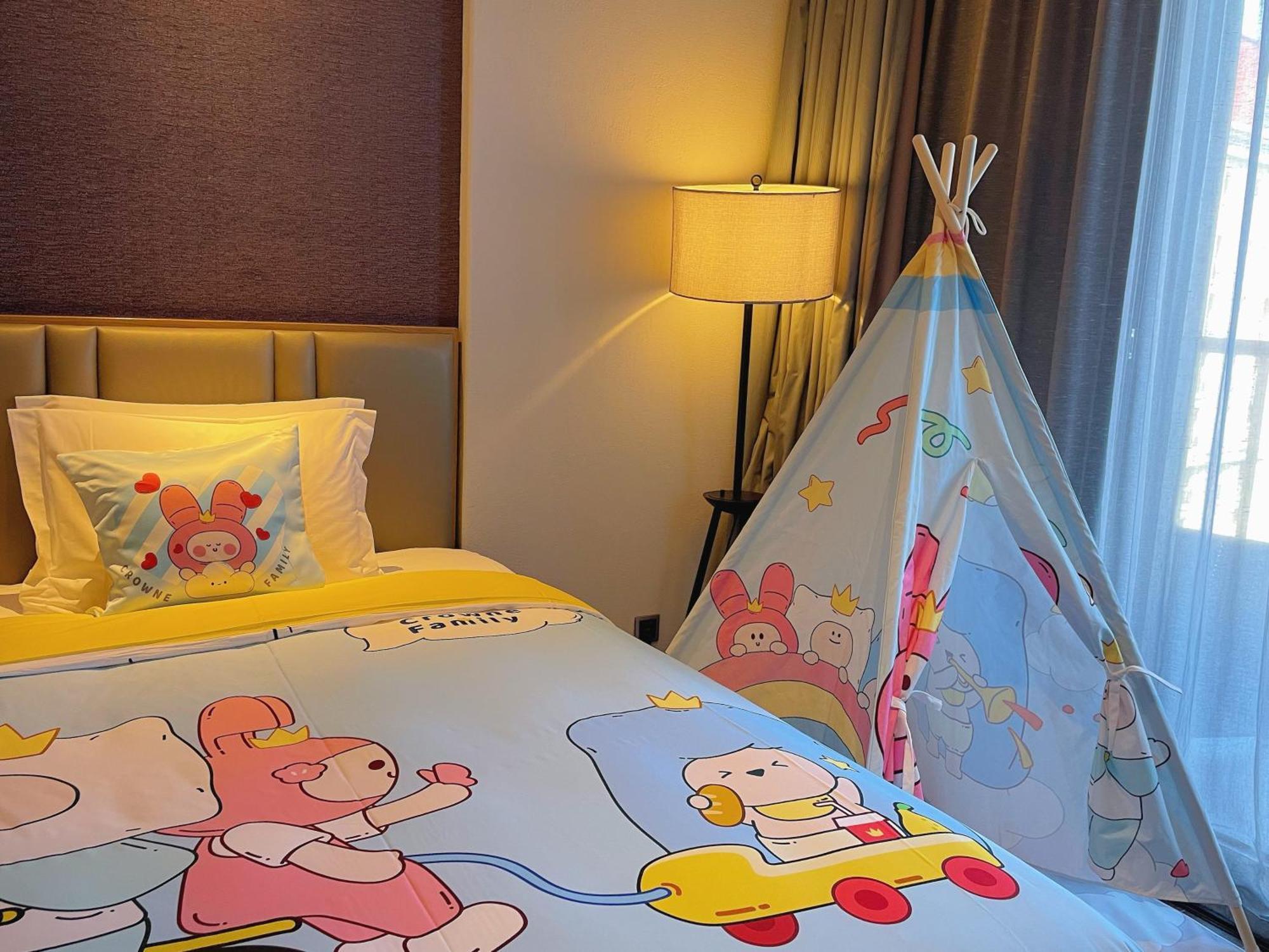 Hotel Crowne Plaza Qingdaoorientalmoviemetropolis By Ihg Zewnętrze zdjęcie
