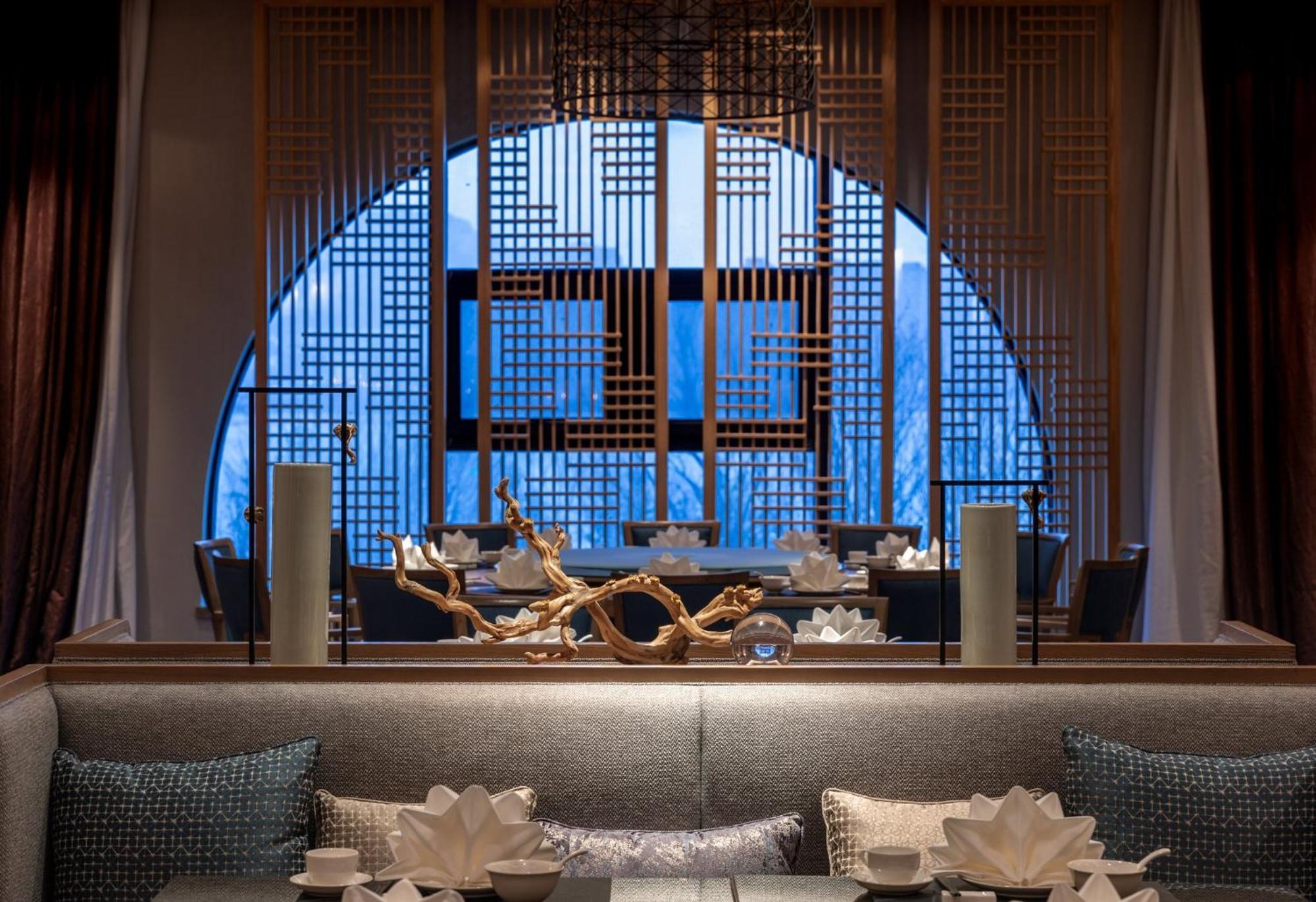 Hotel Crowne Plaza Qingdaoorientalmoviemetropolis By Ihg Zewnętrze zdjęcie