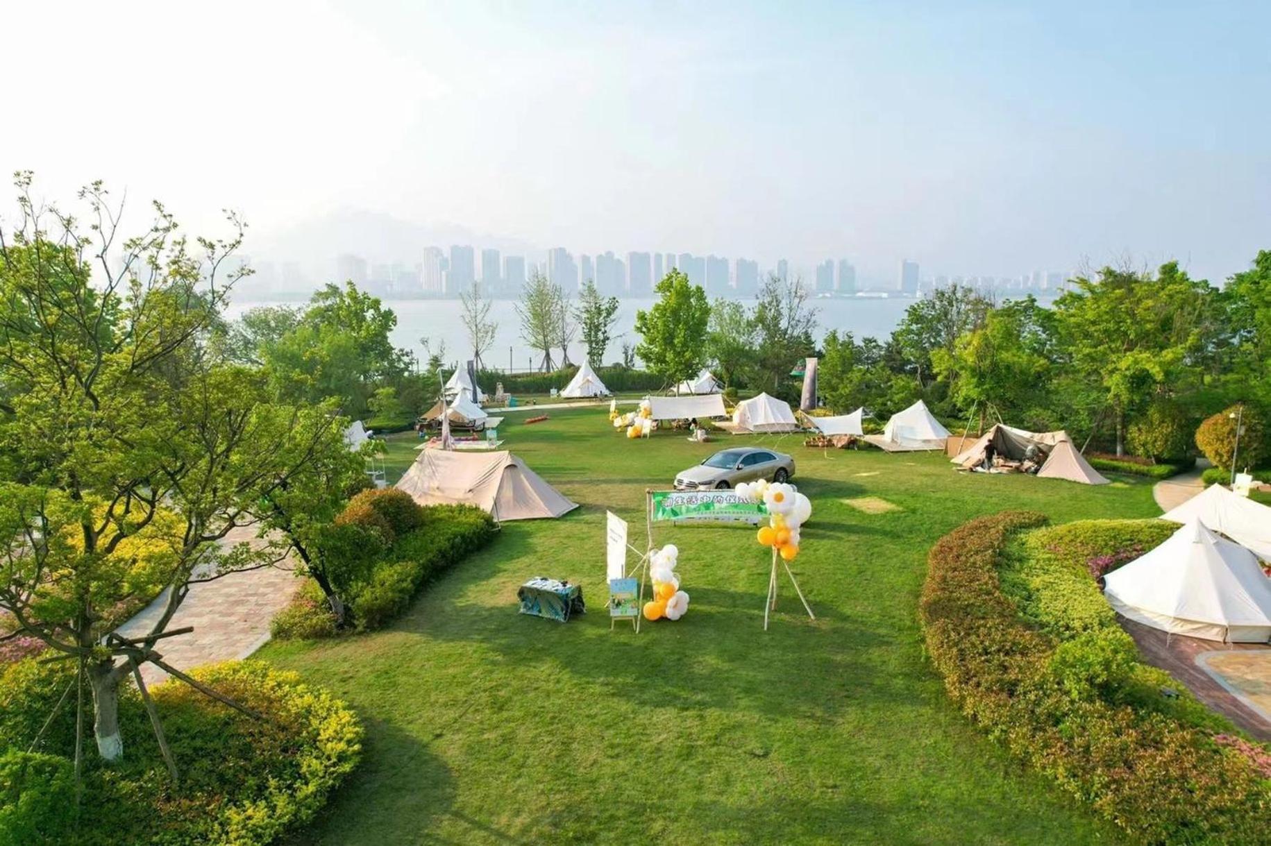 Hotel Crowne Plaza Qingdaoorientalmoviemetropolis By Ihg Zewnętrze zdjęcie