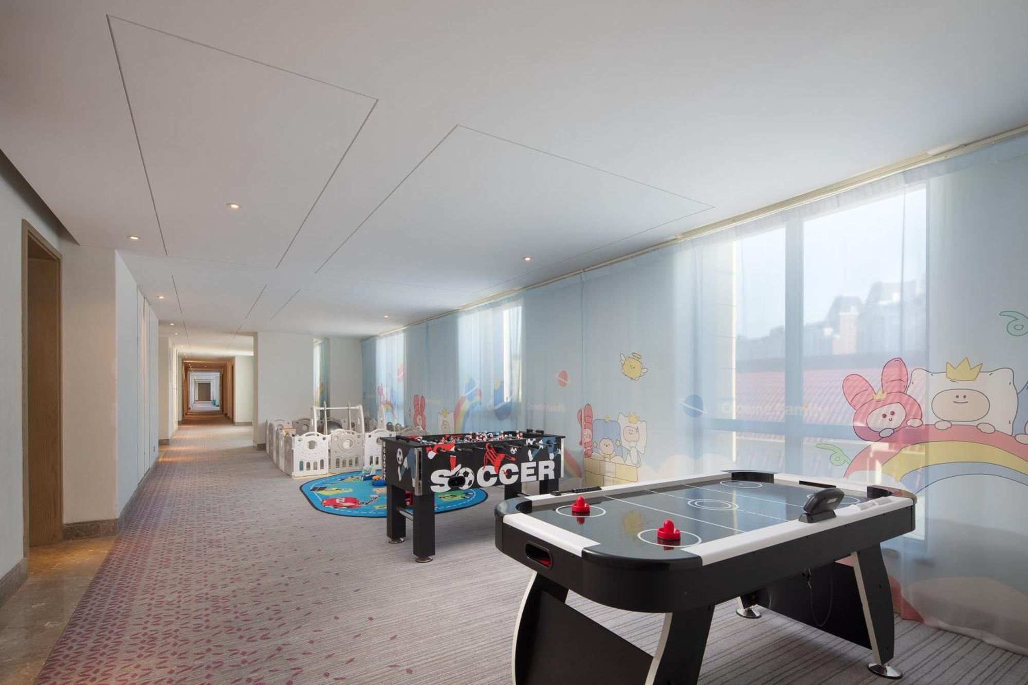 Hotel Crowne Plaza Qingdaoorientalmoviemetropolis By Ihg Zewnętrze zdjęcie